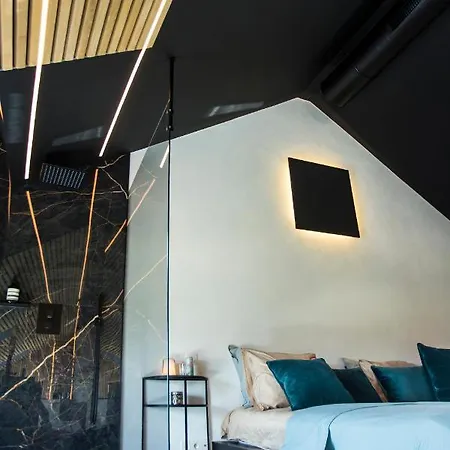 Loft Privatif Ground Two Bed and Breakfast